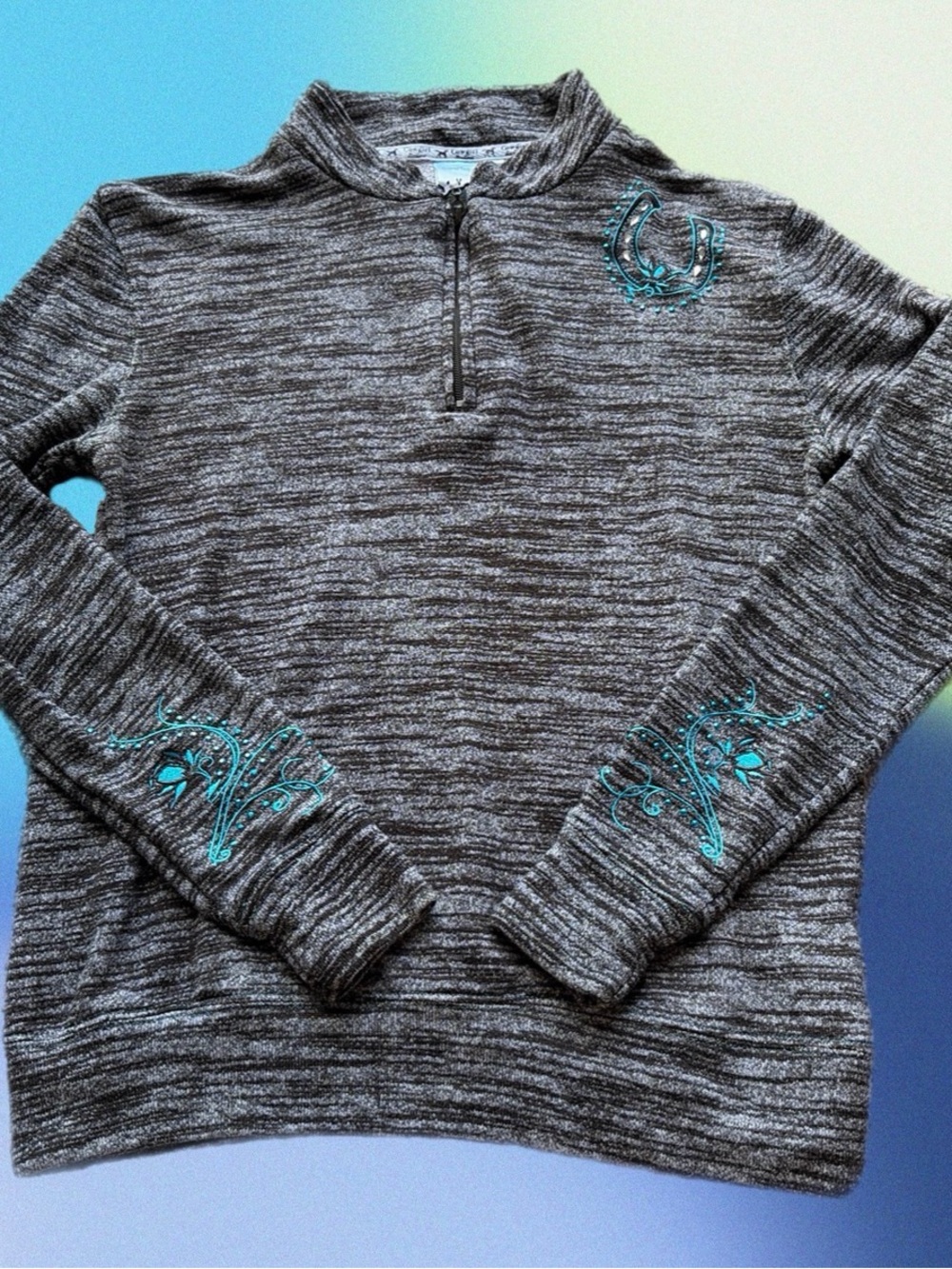Cowgirl Hardware embroidered horseshoe quarter-zip pullover 🐎🩵🧲